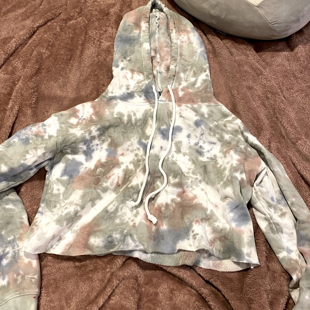 Cropped tie dye sweater